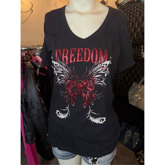 Liberty Wear Freedom Red Foil Rhinestone Tee - Picture 1 of 4